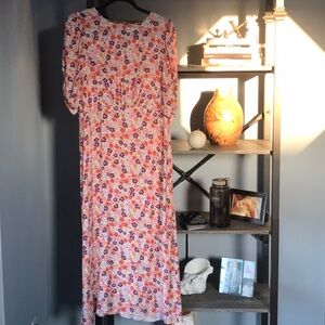 Cream Casual Sundress with Peter Pan Collar